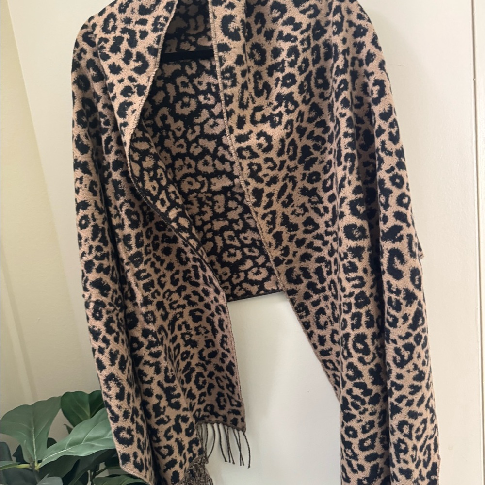 Women's Leopard Wrap New with Tag